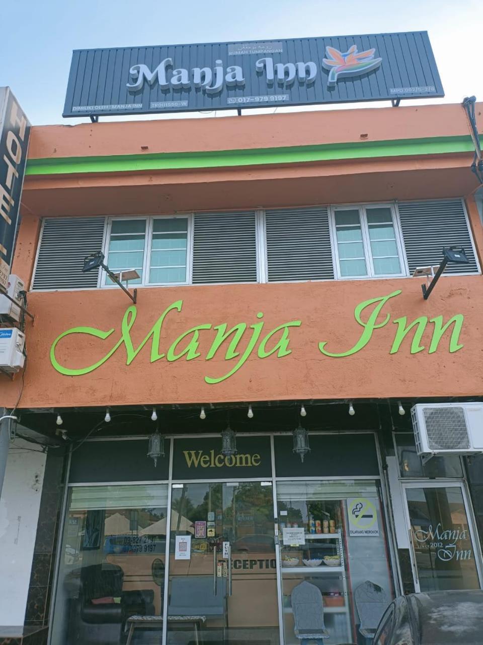 Manja Inn, Paka Luaran gambar